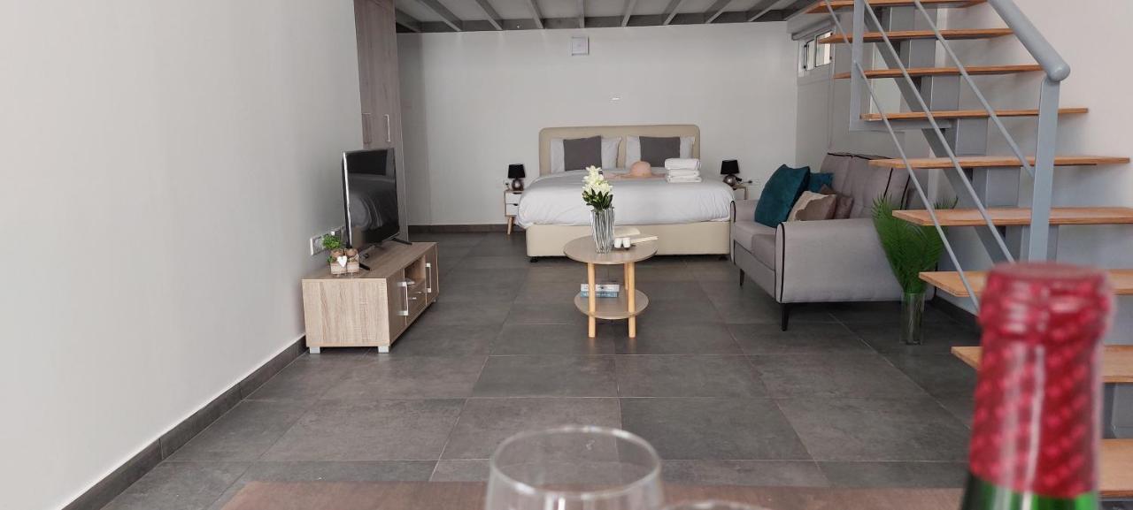 Eleantre Holiday Apartments Paphos Eksteriør bilde