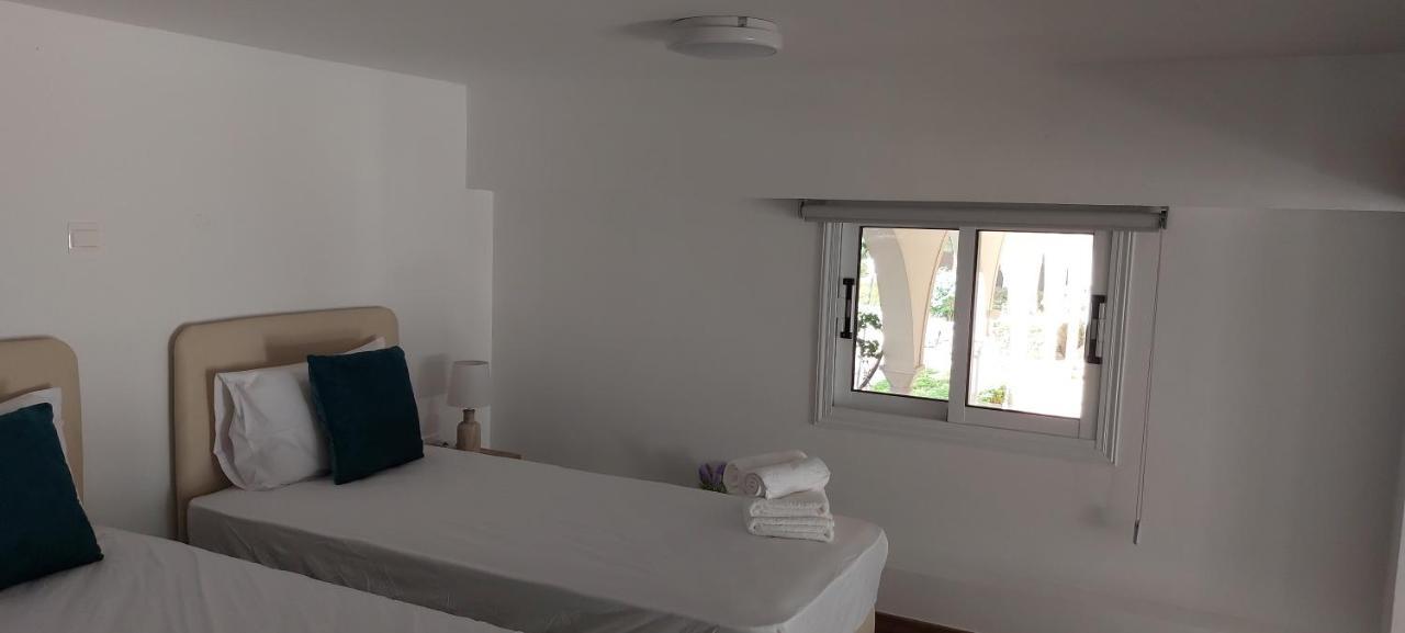 Eleantre Holiday Apartments Paphos Eksteriør bilde
