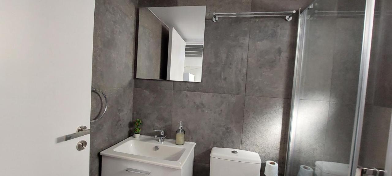 Eleantre Holiday Apartments Paphos Eksteriør bilde